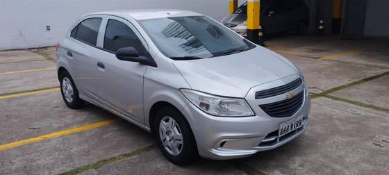CHEVROLET ONIX 1.0 MPFI JOY 8V FLEX 4P MANUAL CHEVROLET ONIX 1.0 MPFI JOY 8V FLEX 4P MANUAL